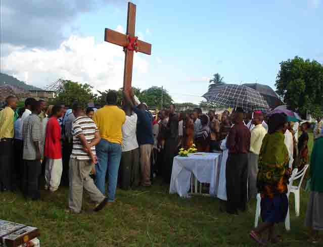 The Cross at Manundu parish